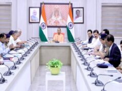 IAS Transfer in UP: यूपी में 8 आईएएस अधिकारियों के तबादले, जानिए कौन कहां गया cm yogi cabinet meeting