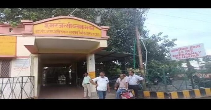 इटावा में चलती ट्रेन से गिरी झारखंड की युवती