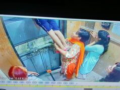 ग्रेटर नोएडा में महागुन की इस सोसाइटी में लिफ्ट बनी आफत, दहशत में बच्चे और बुजुर्ग, रोज फंस रही लिफ्ट!