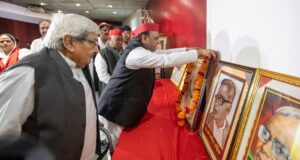 जनसंख्या, रोजगार और सेलेबस..सीएम योगी के बयान पर अखिलेश यादव का पलटवार