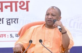 उत्तर प्रदेश सरकार ने शिक्षा अधिकारियों के तबादले किये