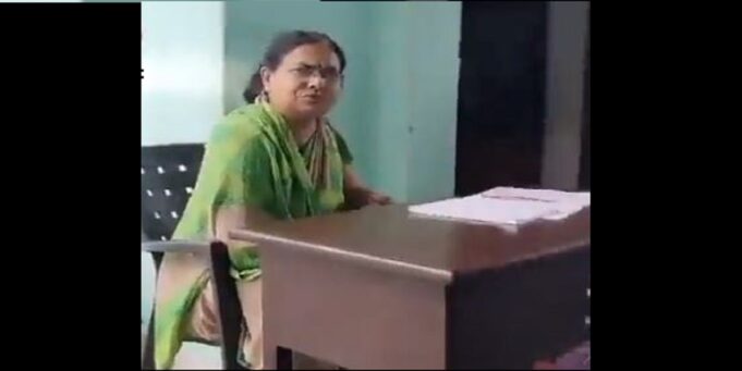 Muzaffarnagar Teacher Video: छात्र को पिटवाने की घटना पर राजनेता से लेकर सेलिब्रिटी तक, सबने की निंदा