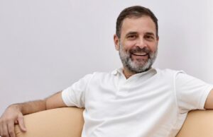 राहुल गांधी ने किया Flying Kiss? गुस्से में स्मृति ईरानी, कही यह बात