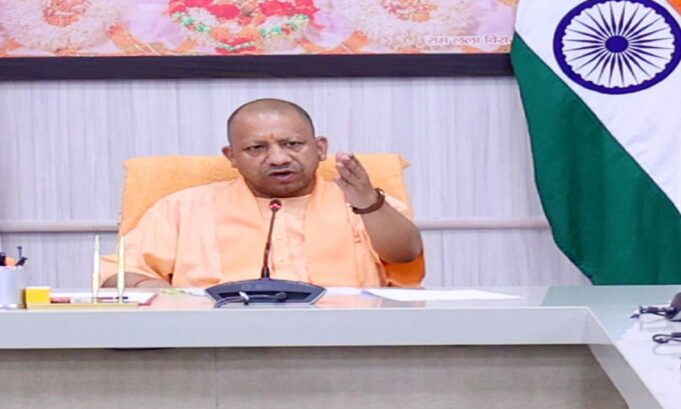 सीएम योगी का तोहफा! गोरखपुर और वाराणसी में होंगे वर्ल्ड क्लास सुविधाओं वाले सरकारी दफ्तर