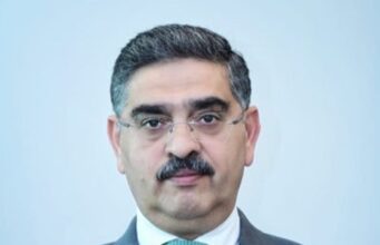 ऐसी हुई कुटाई कि यूएन में रोने लगा पाकिस्तान, भारत ने कहा पीओके खाली करो pAKISTAN pm aNWAR UL hAQ