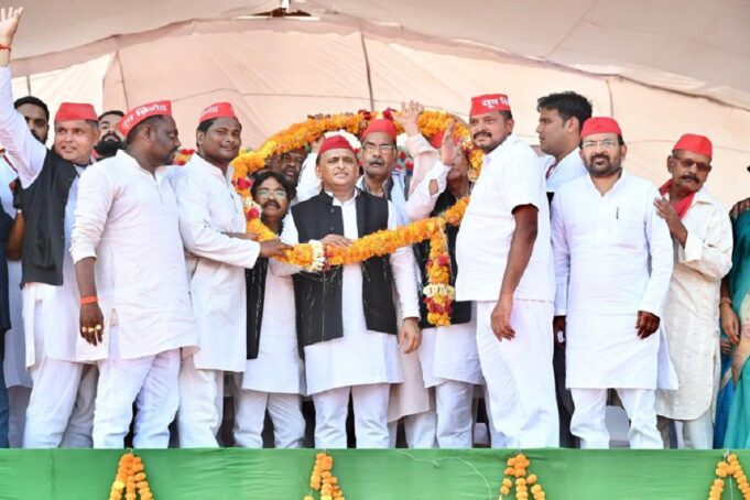 लोकसभा चुनाव 2024: बरेली मंडल की 3 सीटों पर सपा ने दिए बाहरी प्रत्याशी, चौथी पर भी चर्चा, विरोध के सुर भी उठ रहे Akhilesh Yadav samajwadi Party