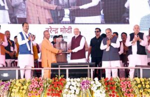 आजमगढ़ पर भाजपा का फोकस, सपा और गुड्डू जमाली फैक्टर की हवा इस तरह निकालेगी बीजेपी PM Modi in Azamgarh