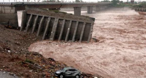 MONSOON Mayhem: इस साल मॉनसून का अप्रत्याशित रूप, जहाँ कुछ राज्यों में बाढ़, वहीं कुछ में बारिश की कमी Monsoon Mayhem