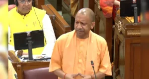 उत्तर प्रदेश शिक्षकों को मिला तोहफा: नौ लाख शिक्षकों को मिलेगी कैशलेस इलाज की सुविधा योगी आदित्यनाथ