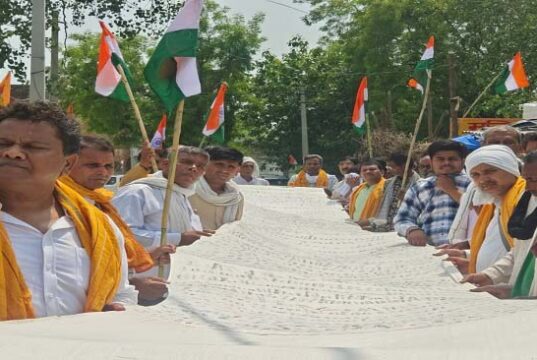 Etawah-चंबल क्षेत्र से 1857 की क्रांति के नायकों को सम्मान दिलाने की मुहिम, 65 गांवों में पहुंचकर बताया वीरों का इतिहास